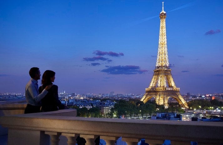Paris, France Lover's Stop For A Romantic Honeymoon Trip