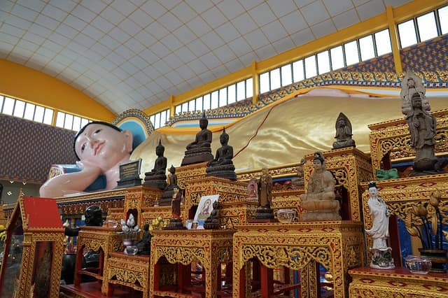 Wat Chayamangkalaram Thai Buddhist Temple