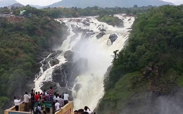 Places Near Bangalore To Shivanasamudra Falls