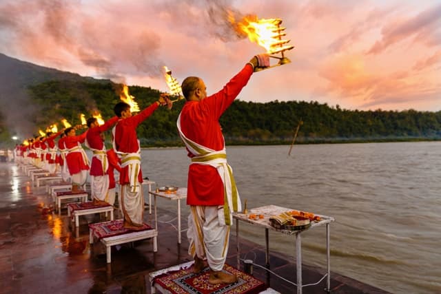 Triveni Ghat Rishikesh Uttarakhand