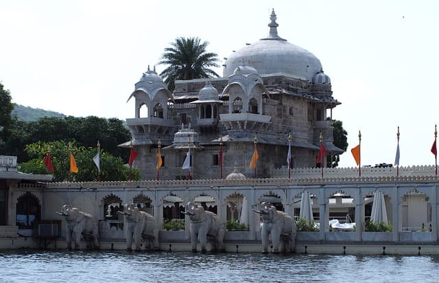 Lake Palace Udaipur India Points Of Interest