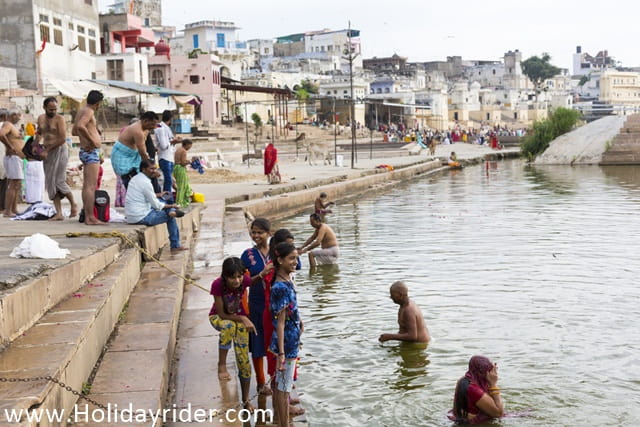 Things To Do In Pushkar Lake Bathing To Get Sacred