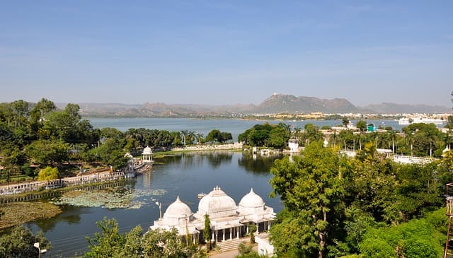 Lake Pichola Udaipur India Points Of Interest