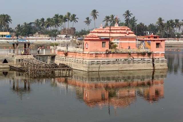 Narendra Tank A Places To Visit In Jagannath Puri Char Dham India