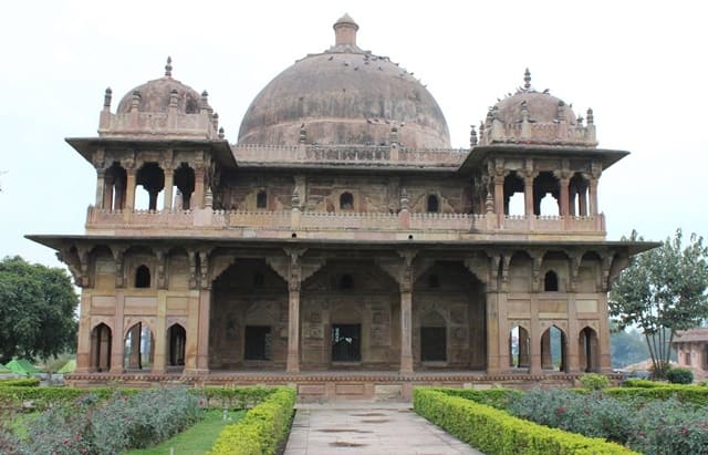 Maner Sharif Dargah