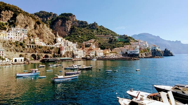 Take A Boat Tour From Amalfi Coast Holidays