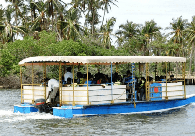 Chunnambar Boat House Pondicherry