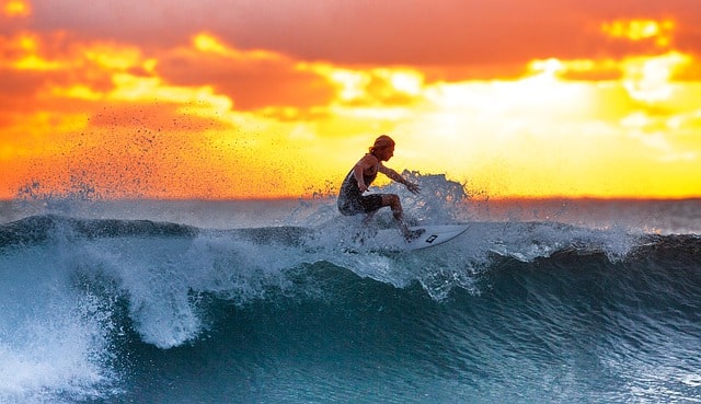 Surf At The Teahupo'o