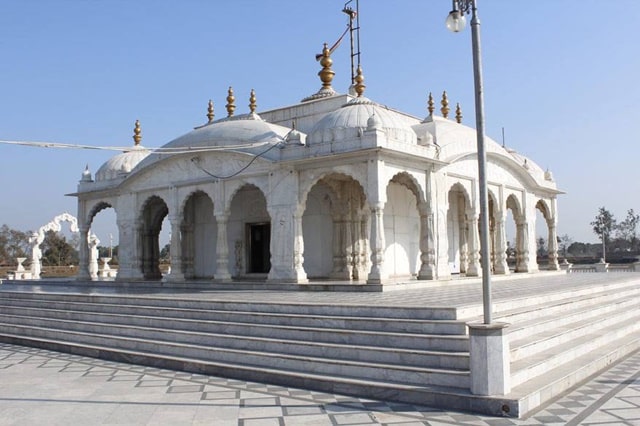 Pawapuri Jal Mandir Pawapuri Nalanda Bihar