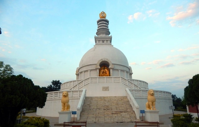 Vishwa Shanti Stupa – White Color Stupa In India