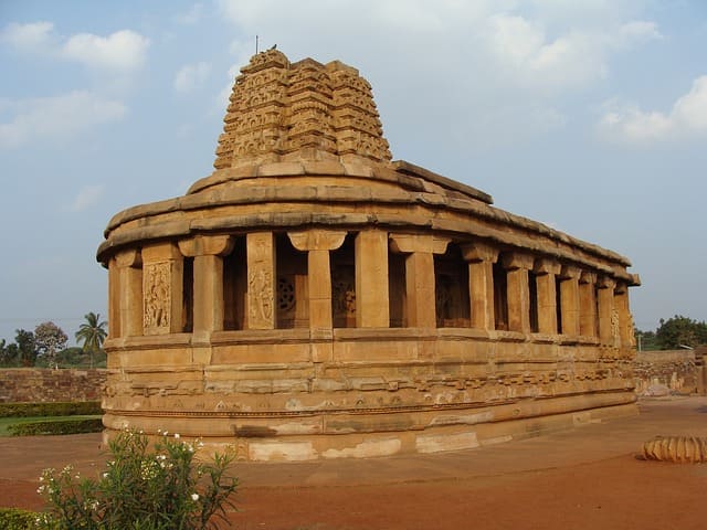 Aihole Temple Complex, Karnataka Famous Monuments Of India