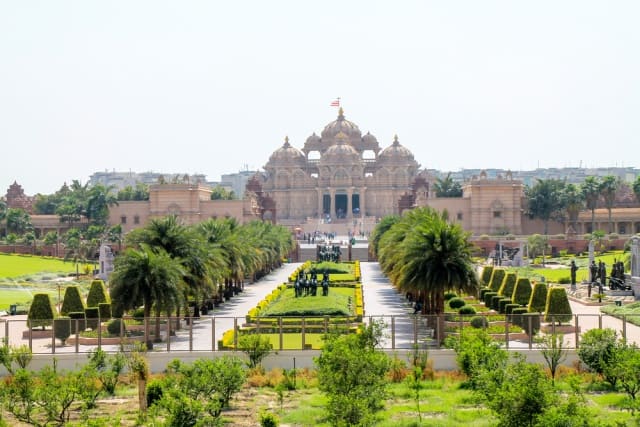 Swaminarayan Akshardham Temple, Delhi Best Monuments In India