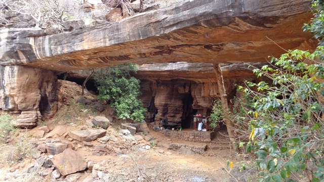 Tourist Attraction On Srisailam Trip Kadalivanam Caves