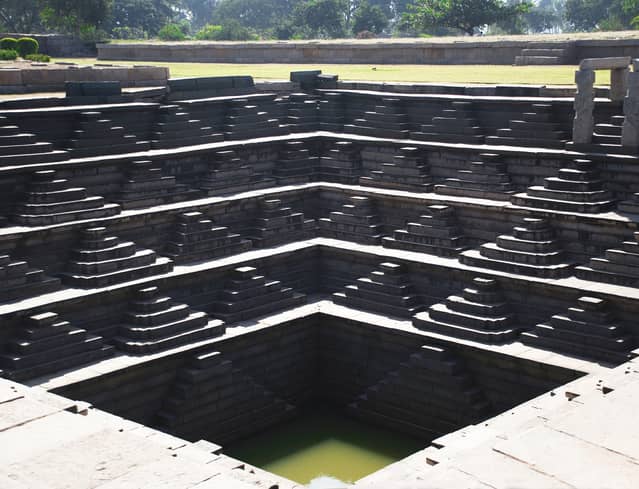 Tourist Spot In Hampi Queen’s Bath